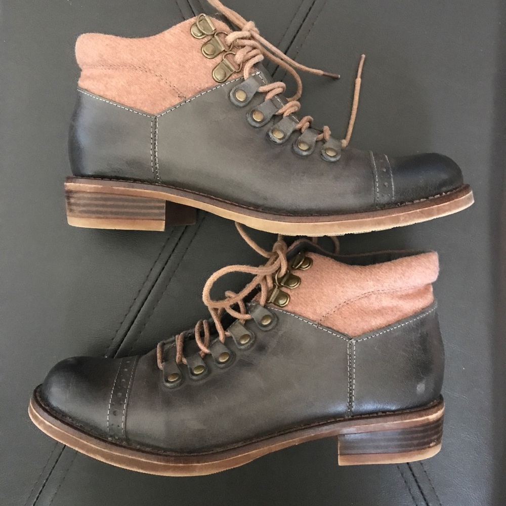 Kensie booties